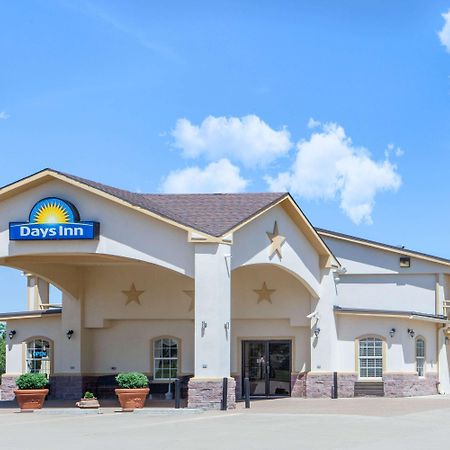 Days Inn By Wyndham Centerville Экстерьер фото