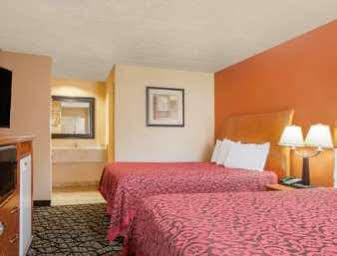 Days Inn By Wyndham Centerville Экстерьер фото